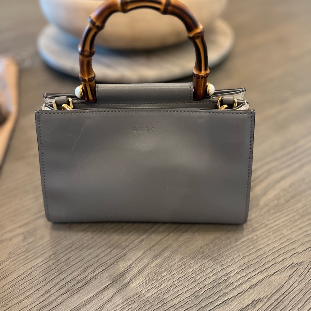 Classic Gray Top-Handle Women's Bag with Bamboo Handles - Picture 4 of 6